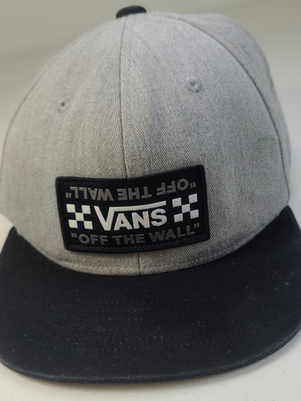 Vans Two-Tone Gray and Black Snapback Cap